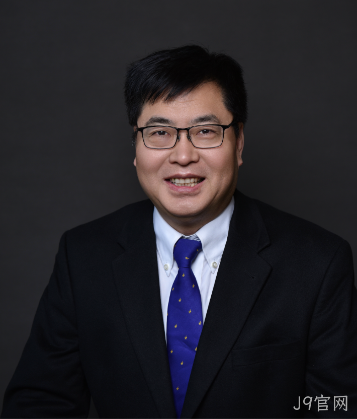 先手即全局:J9官网杨云春的“起跳时刻”